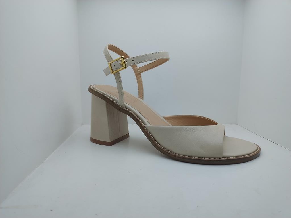 Sandália Salto/Vira - Nina